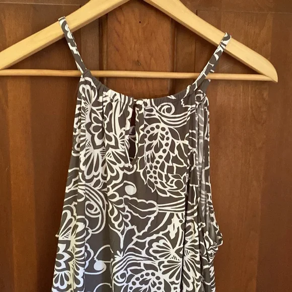 INC tank top with sequins size xl - Picture 2 of 11